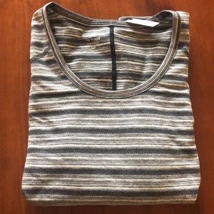 Light weight long-sleeve